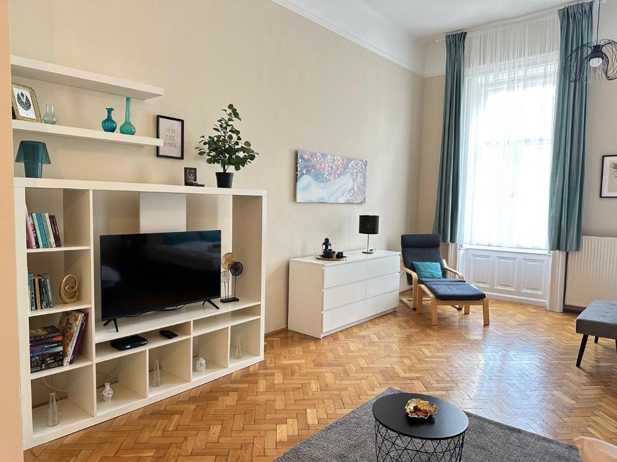 Orangehomes Peaceful Apartment Next To Central Market Hall Budapeste Exterior foto